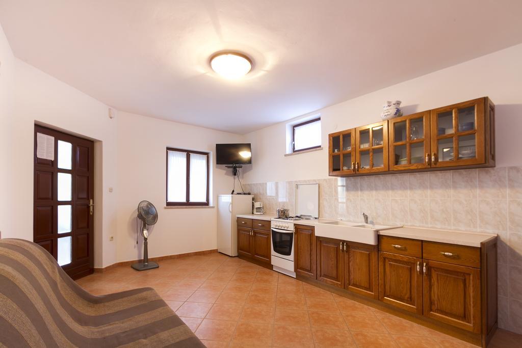 לאבין Apartments Rajkovic חדר תמונה