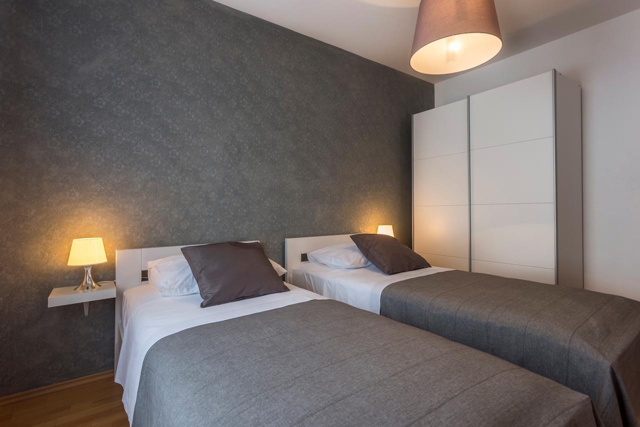לאבין Apartments Rajkovic מראה חיצוני תמונה